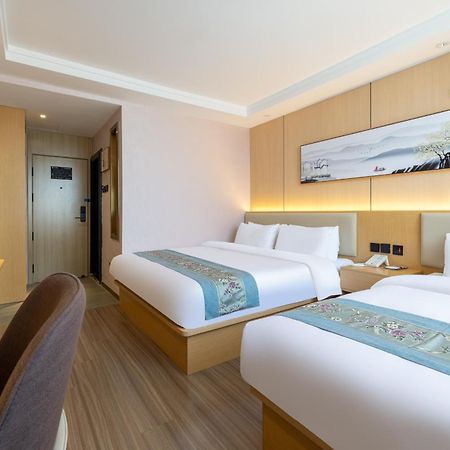 Jingfang Building Smart Hotel - Located In The Busiest Part Of The Downtown Area, Near Beijing Tiananmen Square And The Forbidden City,Wangfujing Shopping Street ,Newly Opened Hotel,Provide Free Laundry Service,Provide Tourism And Ticketing Services Extérieur photo
