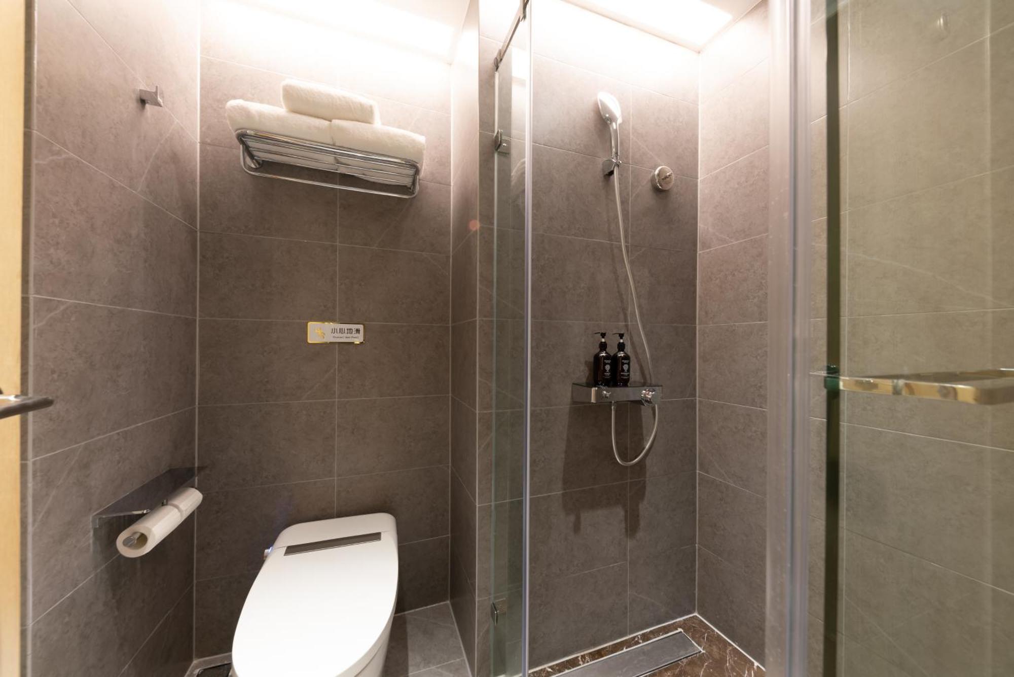 Jingfang Building Smart Hotel - Located In The Busiest Part Of The Downtown Area, Near Beijing Tiananmen Square And The Forbidden City,Wangfujing Shopping Street ,Newly Opened Hotel,Provide Free Laundry Service,Provide Tourism And Ticketing Services Extérieur photo