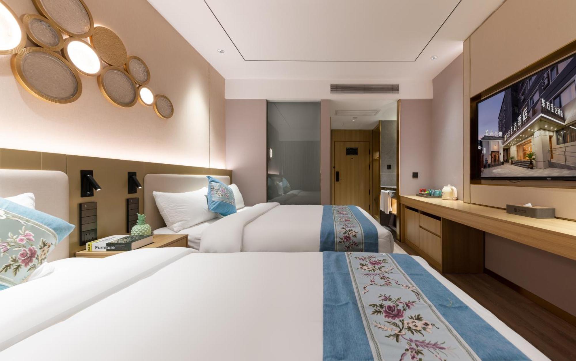 Jingfang Building Smart Hotel - Located In The Busiest Part Of The Downtown Area, Near Beijing Tiananmen Square And The Forbidden City,Wangfujing Shopping Street ,Newly Opened Hotel,Provide Free Laundry Service,Provide Tourism And Ticketing Services Extérieur photo